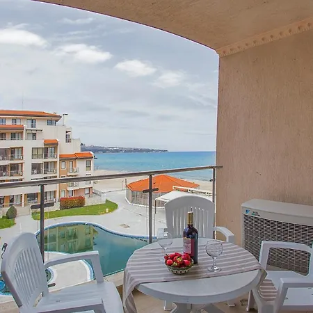 Апартамент Sea View Обзор